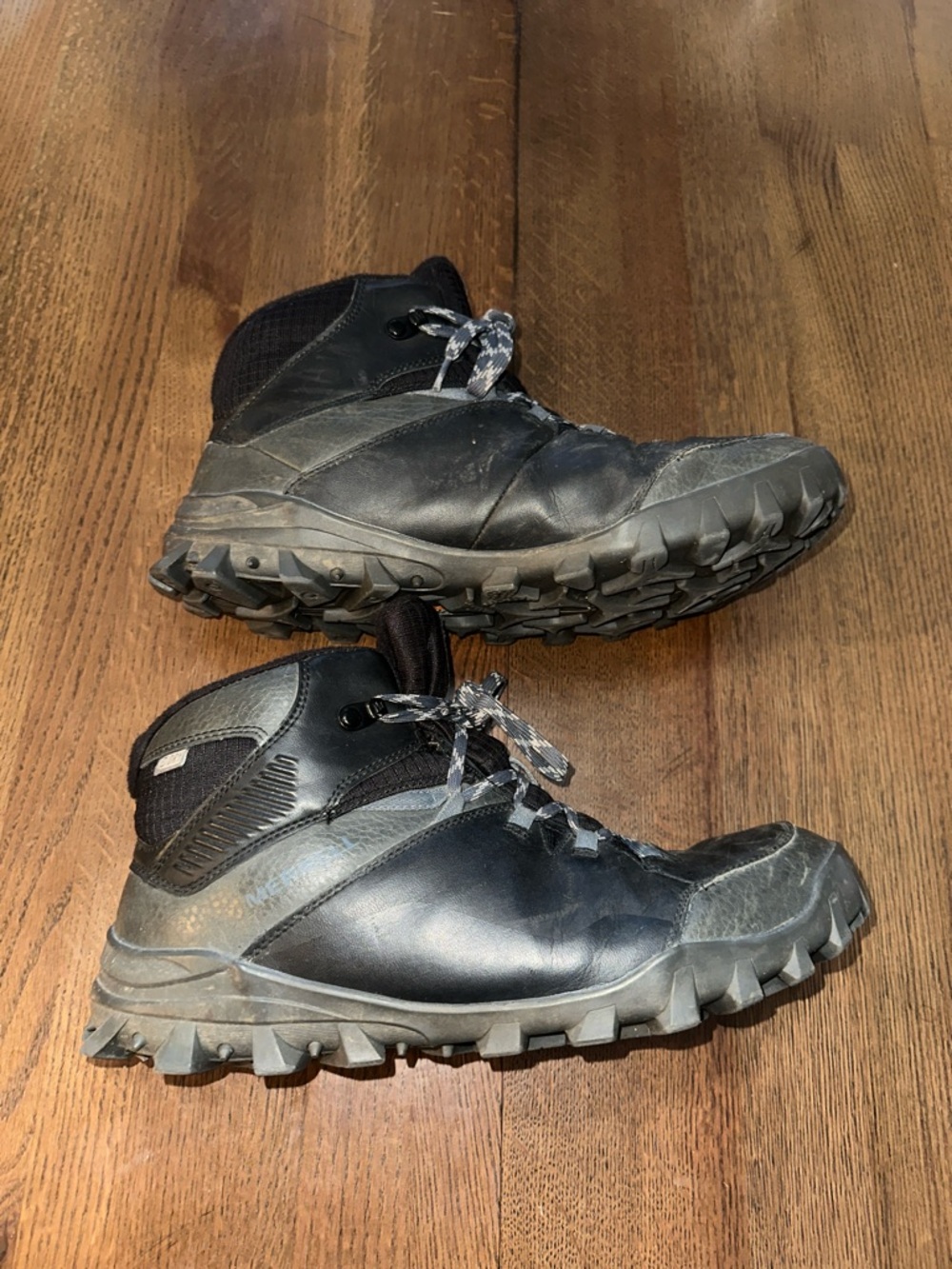 Merrell Black and Gray Men Hiking Trail Boots size 11.5